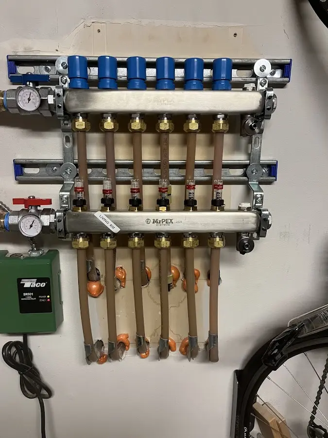 Plumber performing Sink Repair at a residential property in Bowling Green